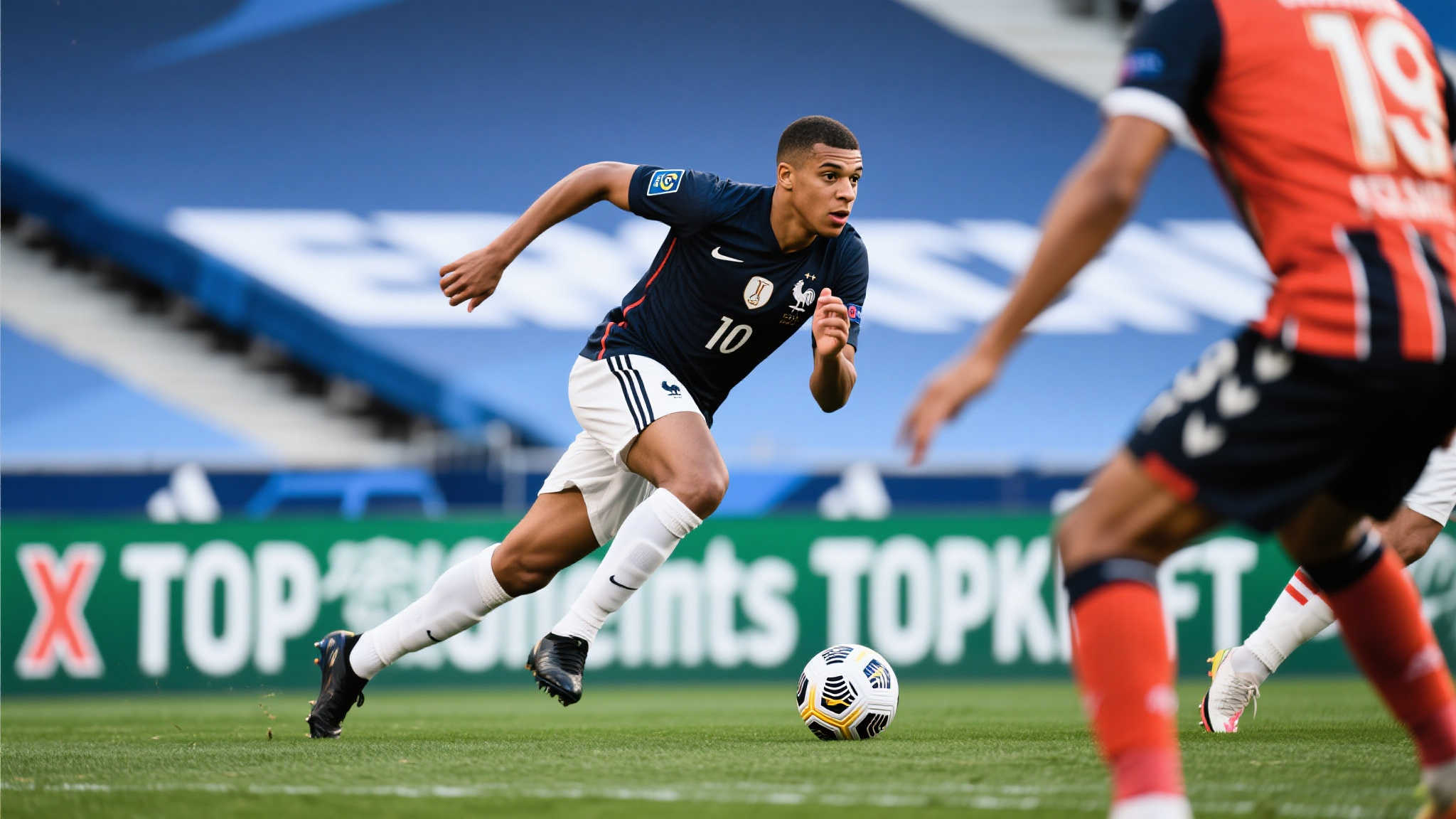 2025年金球奖前瞻：四强争锋，登贝莱能否问鼎？