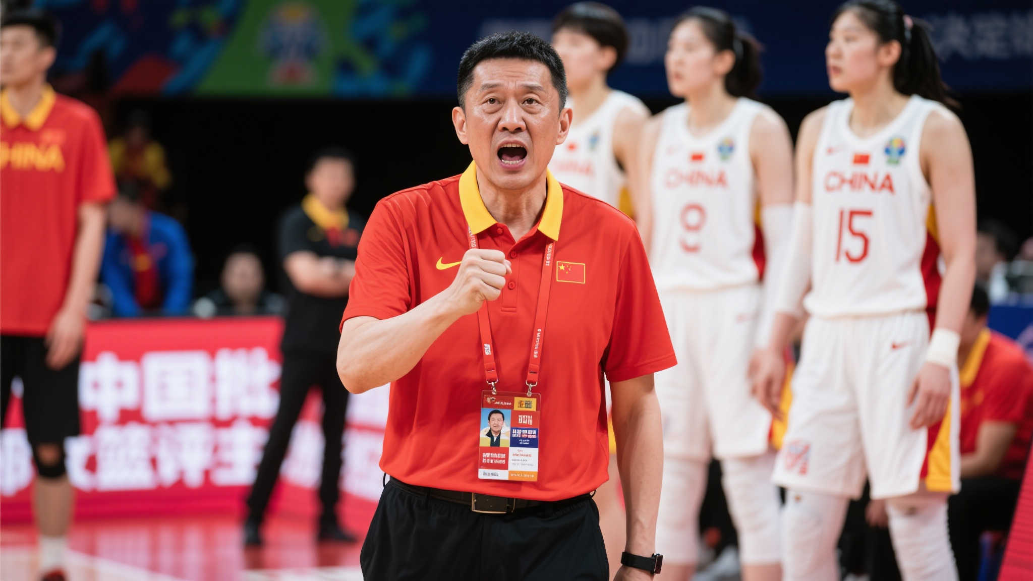 杨毅析李梦落选亚洲杯:批评宫指导者对实际情况缺乏了解 杨毅析李梦落选亚洲杯:批评宫指导者对实际情况缺乏了解